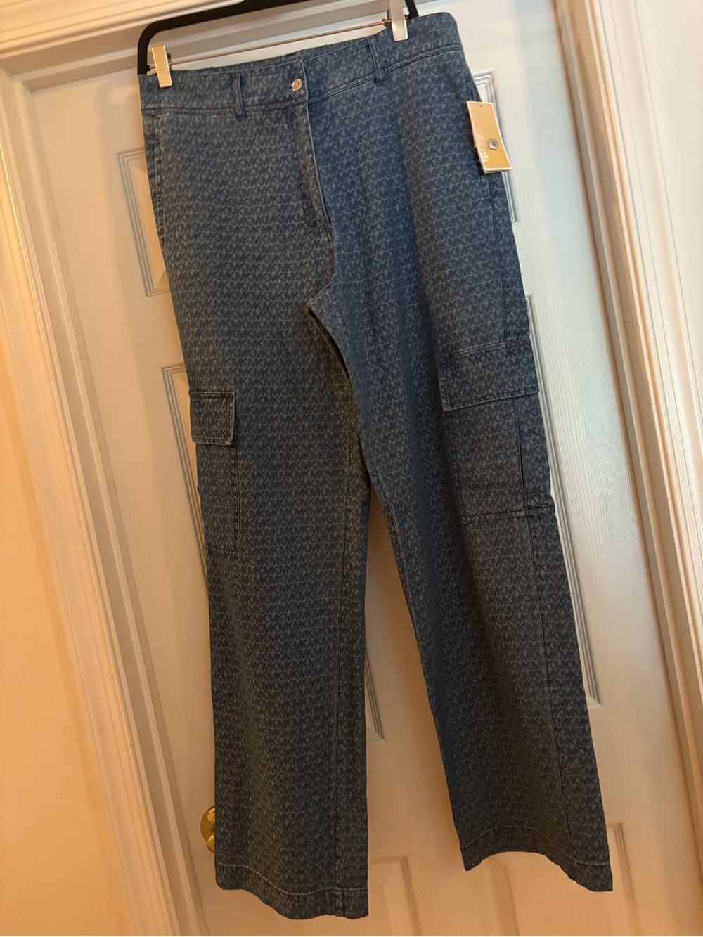 Women’s Michael Kors Logo Cargo Pants- Jeans